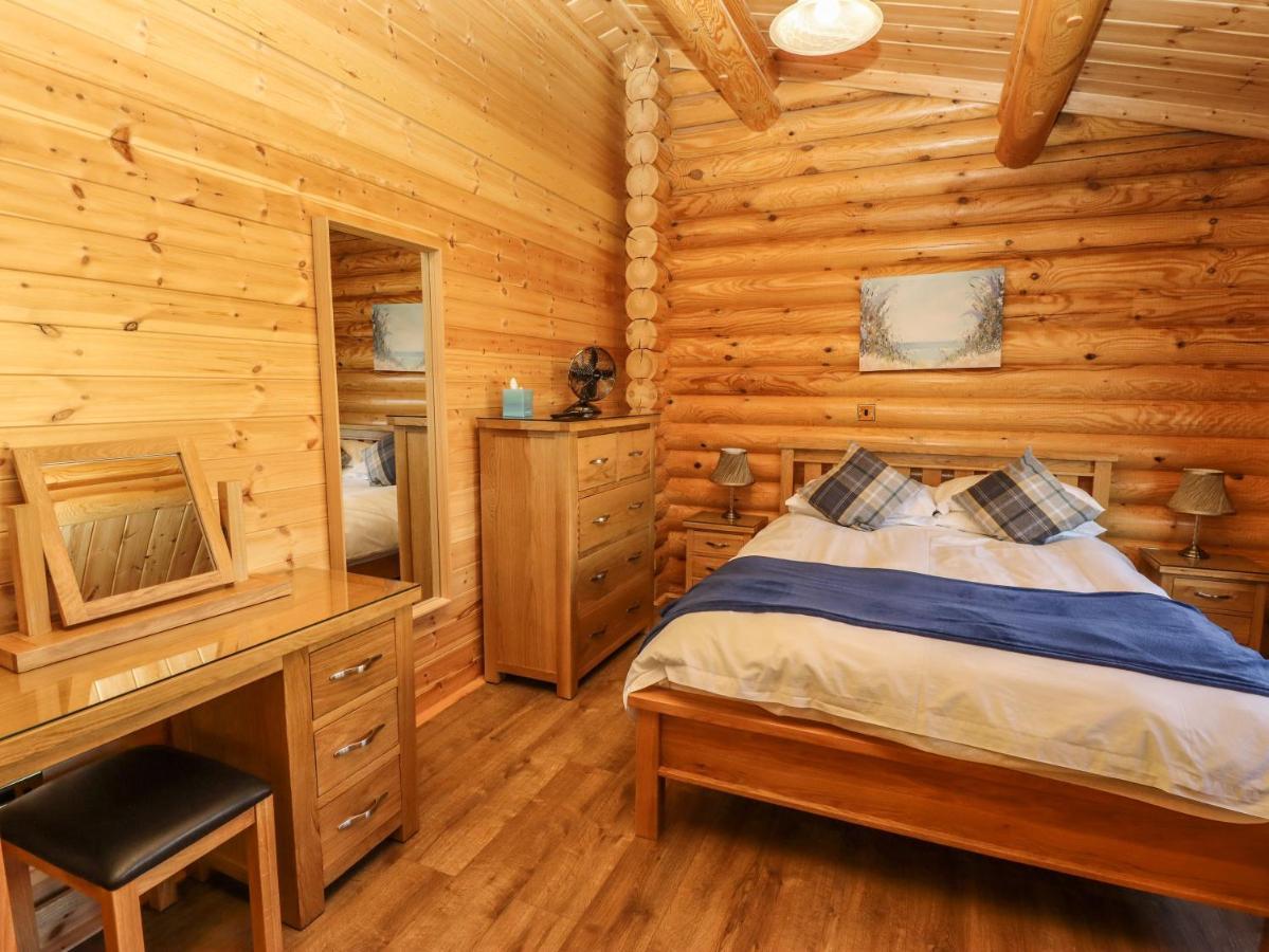 אוקהאם Holly Lodge מראה חיצוני תמונה
